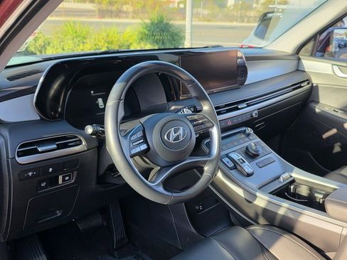 Certified 2023 Hyundai Palisade SEL image 13