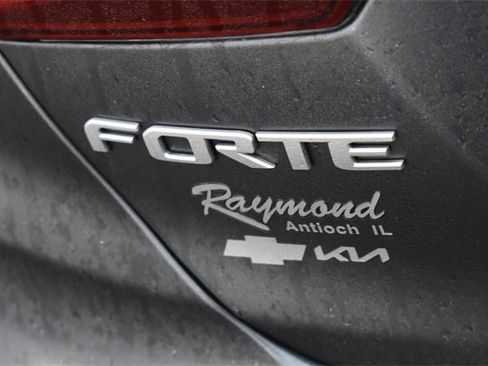 Certified 2022 Kia Forte LXS w/ LXS Technology Package image 11