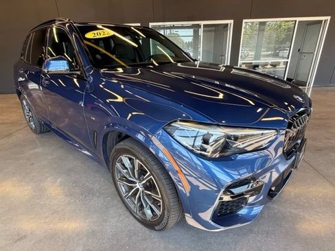 Used 2022 BMW X5 M50i w/ Climate Comfort Package AWD/4WD image 7