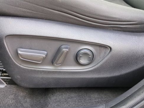 Used 2023 Toyota RAV4 XLE image 11