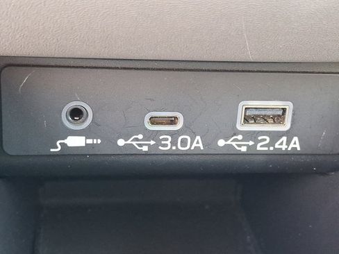 Used 2024 Subaru Legacy Limited AWD/4WD image 27