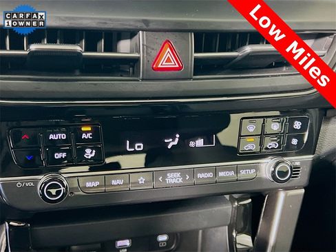 Certified 2024 Kia Seltos S image 17