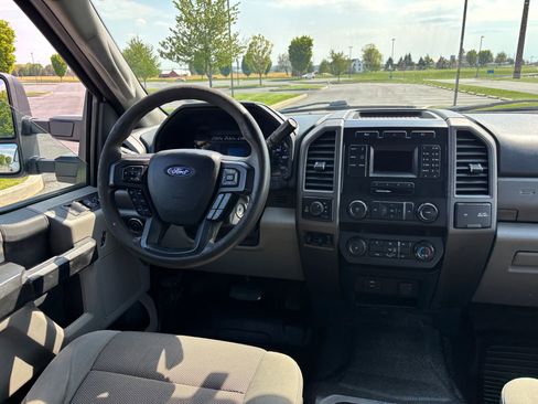 Used 2019 Ford F350 XL w/ Power Equipment Group AWD/4WD image 20