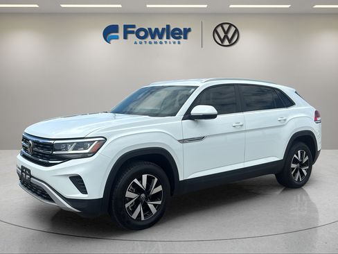 Used 2023 Volkswagen Atlas Cross Sport SE FWD image 3