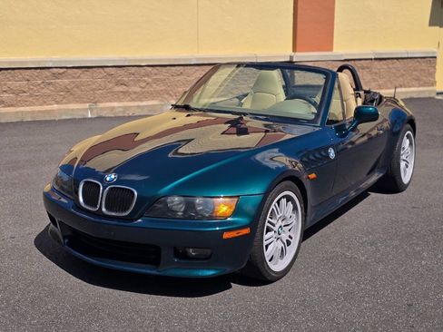Used 1999 BMW Z3 2.5i RWD image 12