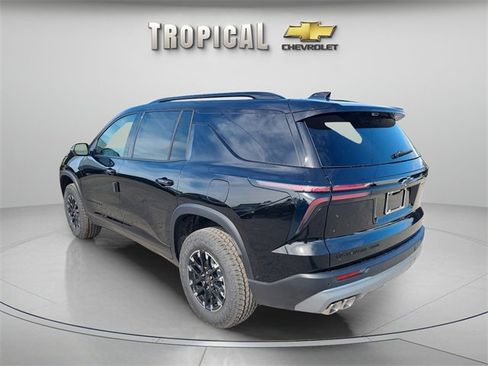 New 2026 Chevrolet Traverse Z71 w/ Enhanced Driving Package image 3