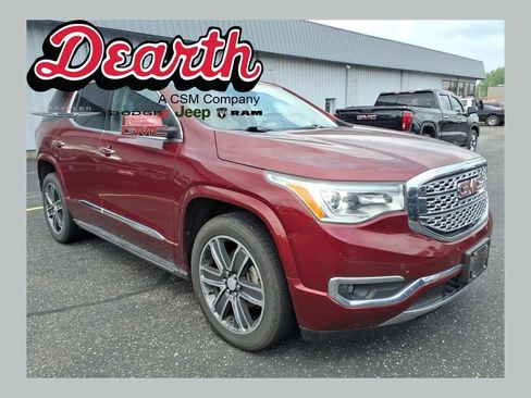 Used 2017 GMC Acadia Denali w/ Technology Package AWD/4WD image 1