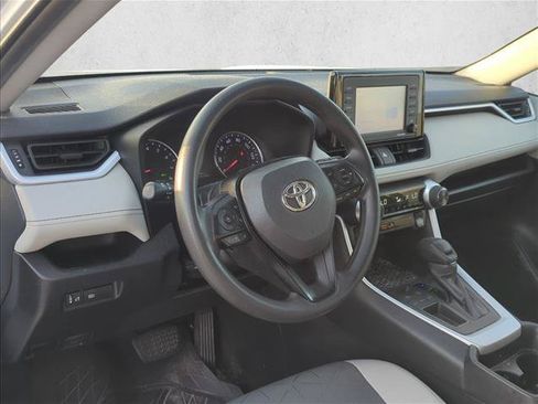 Certified 2021 Toyota RAV4 XLE FWD image 10