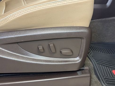 Used 2017 GMC Sierra 3500 Denali w/ Duramax Plus Package image 28