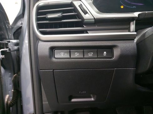 Used 2025 Kia Telluride S AWD/4WD image 27