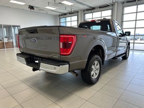 Used 2022 Ford F150 XLT w/ Trailer Tow Package image 5