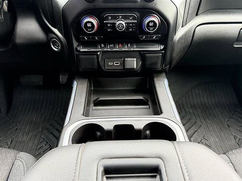 Used 2022 Chevrolet Silverado 1500 LT Trail Boss w/ Bed Protection Package AWD/4WD image 43