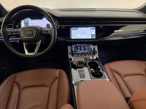 Used 2023 Audi Q7 2.0T Premium w/ Towing Package AWD/4WD image 16