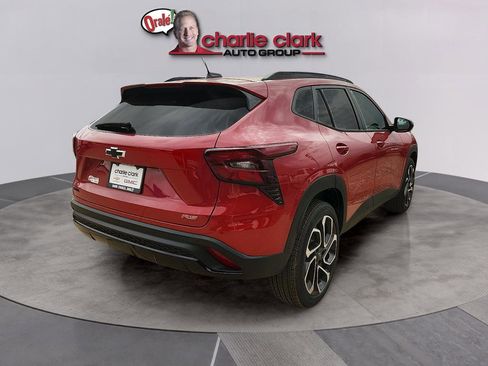 New 2026 Chevrolet Trax RS image 5