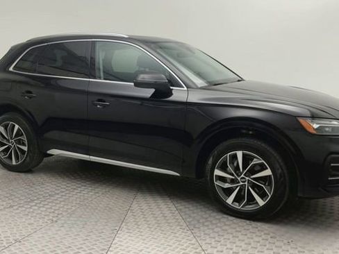 Used 2021 Audi Q5 2.0T Premium Plus w/ Premium Plus Package image 2