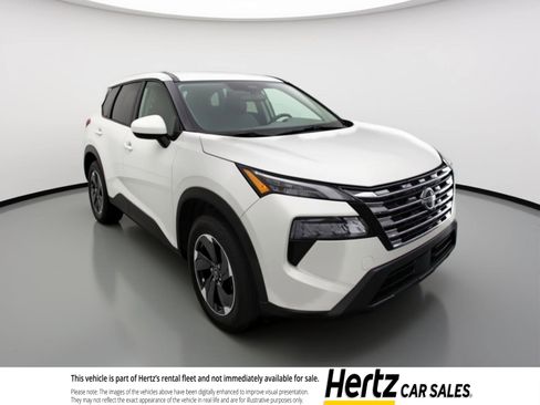 Used 2025 Nissan Rogue SV image 1
