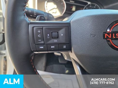 Used 2025 Nissan Rogue SV AWD/4WD image 22