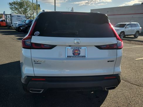 Used 2025 Honda CR-V Sport image 4