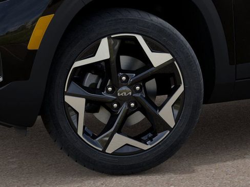 New 2026 Kia Seltos S image 9