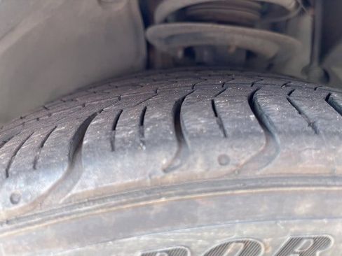 Used 2024 Honda Civic Touring image 2