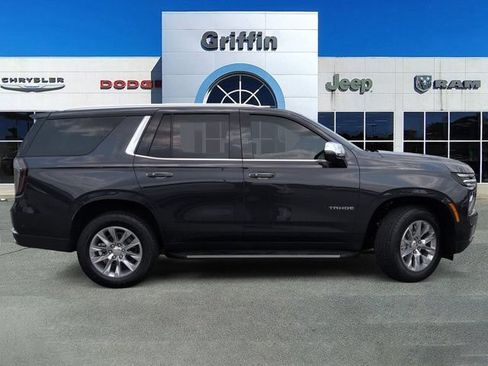 Used 2025 Chevrolet Tahoe Premier RWD image 3