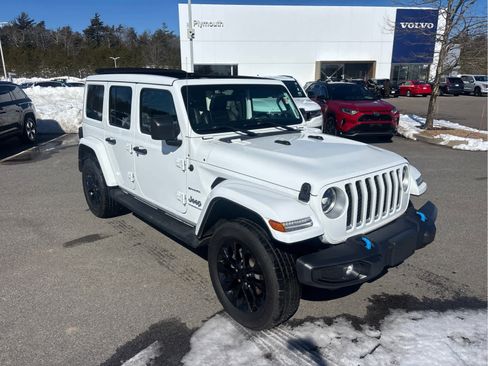 Used 2023 Jeep Wrangler Sahara w/ Cold Weather Group image 2