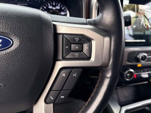 Used 2022 Ford F350 Platinum w/ FX4 Off-Road Package image 36