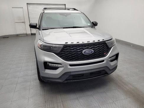 Used 2020 Ford Explorer ST w/ ST Street Pack image 14