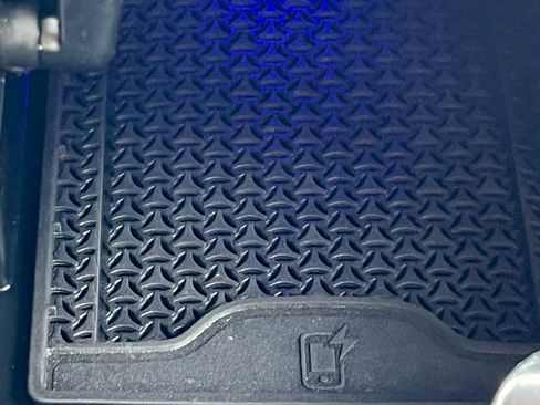 Certified 2023 Mercedes-Benz C 300 4MATIC Sedan image 25