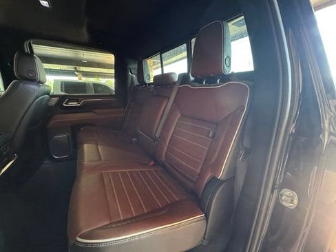 Used 2024 GMC Sierra 2500 Denali Ultimate w/ Max Trailering Package AWD/4WD image 19