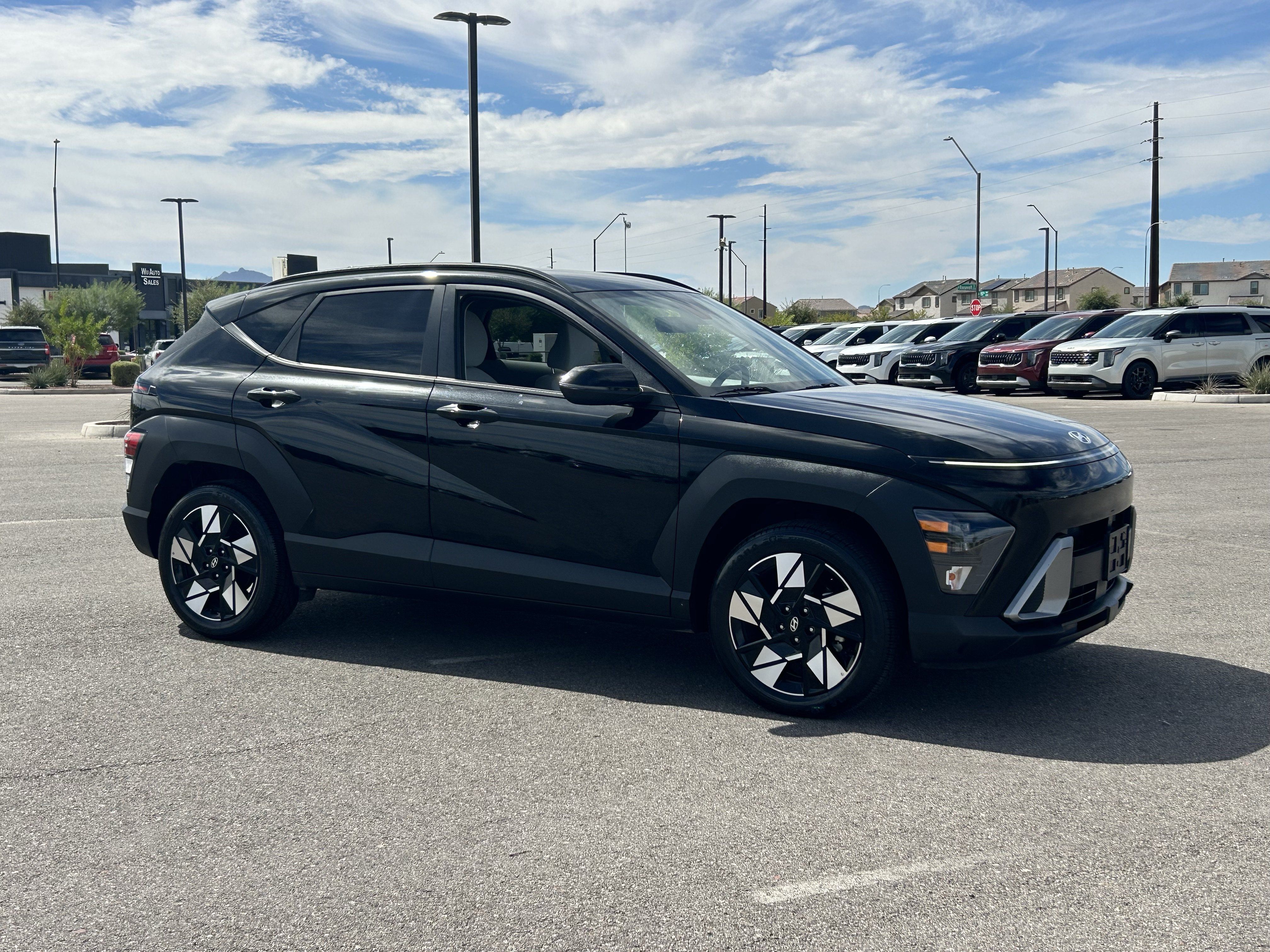 Used 2025 Hyundai Kona SEL FWD image 7
