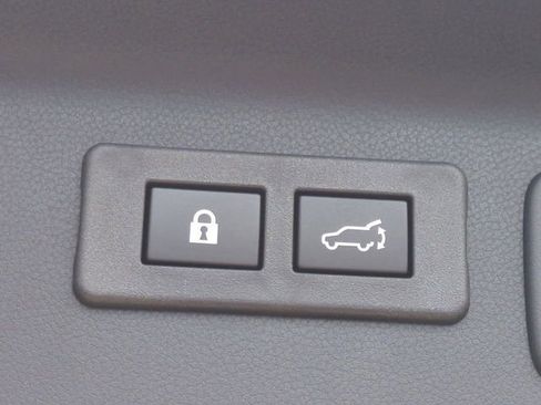 Used 2026 Subaru Forester Premium AWD/4WD image 14