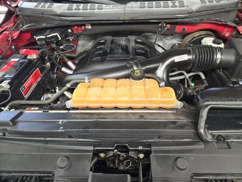 Used 2015 Ford F150 Lariat RWD image 33