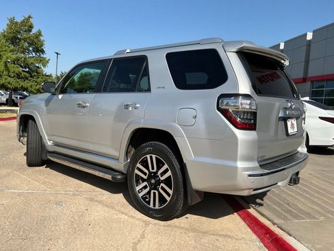 Used 2015 Toyota 4Runner Limited AWD/4WD image 8