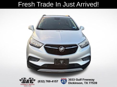 Used 2019 Buick Encore Preferred FWD image 2
