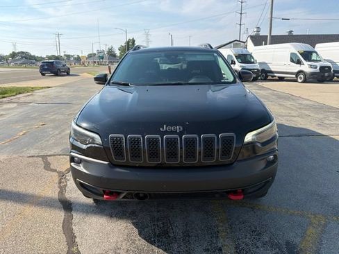 Used 2022 Jeep Cherokee Trailhawk w/ Sun, Sound & Nav Group AWD/4WD image 3
