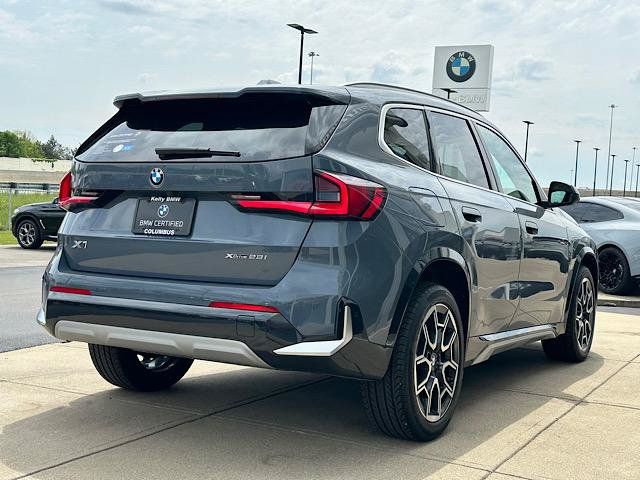 Used 2025 BMW X1 xDrive28i w/ Technology Package AWD/4WD image 9