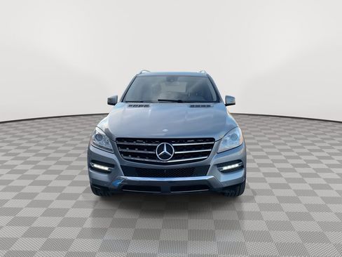 Used 2015 Mercedes-Benz ML 350 SUV image 2