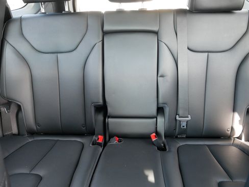 Used 2023 Hyundai Santa Fe XRT image 13