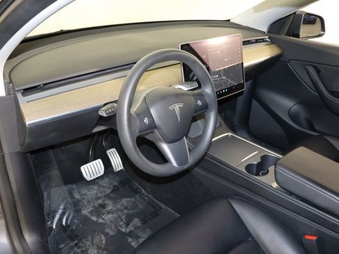 Used 2021 Tesla Model Y Performance AWD/4WD image 22