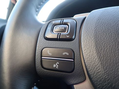 Used 2019 Lexus IS 300 image 34