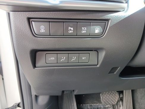 New 2025 MAZDA CX-90 Plug-In Hybrid w/Premium Sport image 18