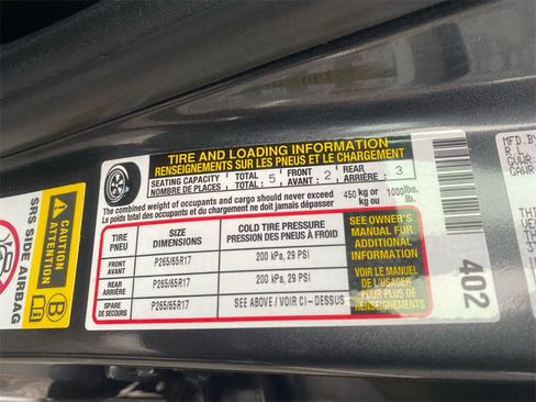 Used 2017 Toyota Tacoma TRD Sport w/ Tow Package (A/T) image 28