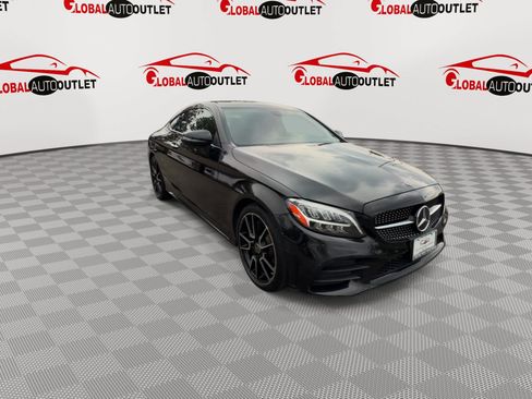 Used 2019 Mercedes-Benz C 300 Coupe image 2
