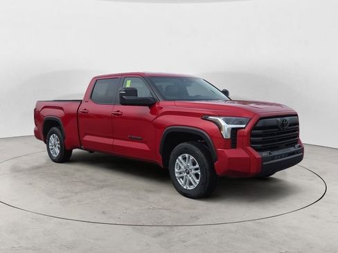 New 2026 Toyota Tundra SR5 AWD/4WD image 7
