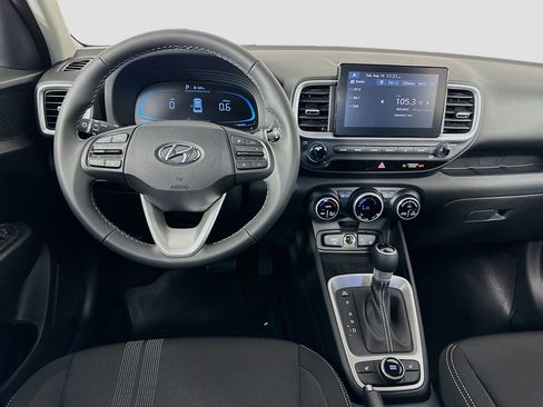 New 2026 Hyundai Venue SEL FWD image 17