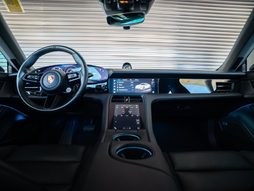 Certified 2022 Porsche Taycan RWD image 24