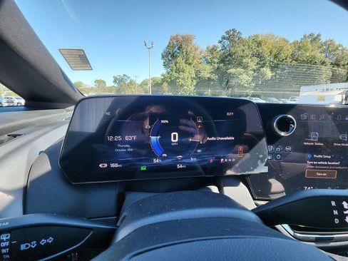 New 2025 Chevrolet Equinox EV RS image 16