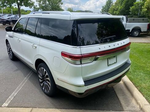 Certified 2024 Lincoln Navigator Black Label AWD/4WD image 31