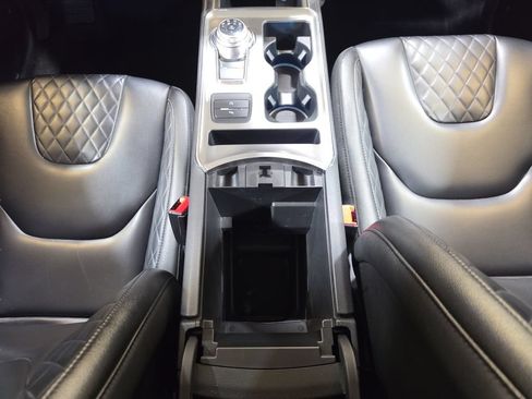 Used 2024 Ford Edge Titanium AWD/4WD image 16